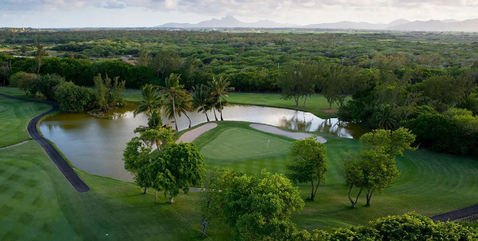 Golfmiljö vid Constance Belle Mare Plage
